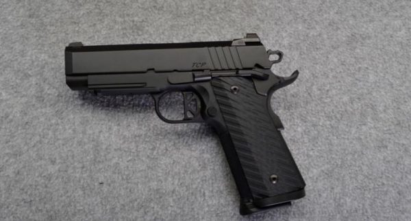 DAN WESSON 1911 TCP  45 ACP