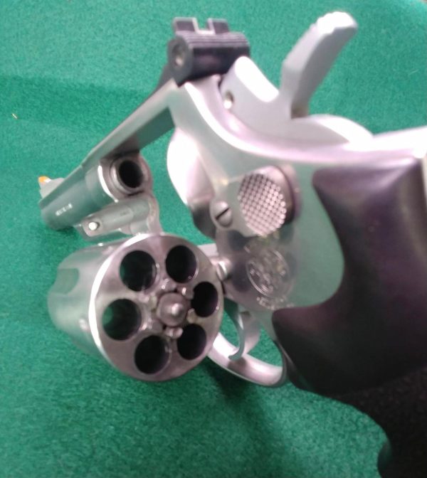 SMITH & WESSON 66-2 357MAG